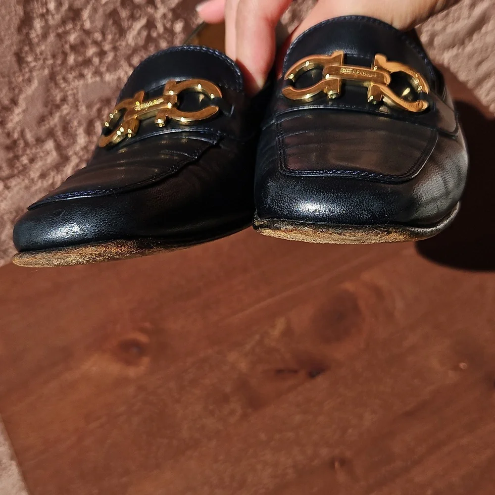Salvatore Ferragamo Gancini Navy Leather Loafers Size 8 - Picture 9 of 14